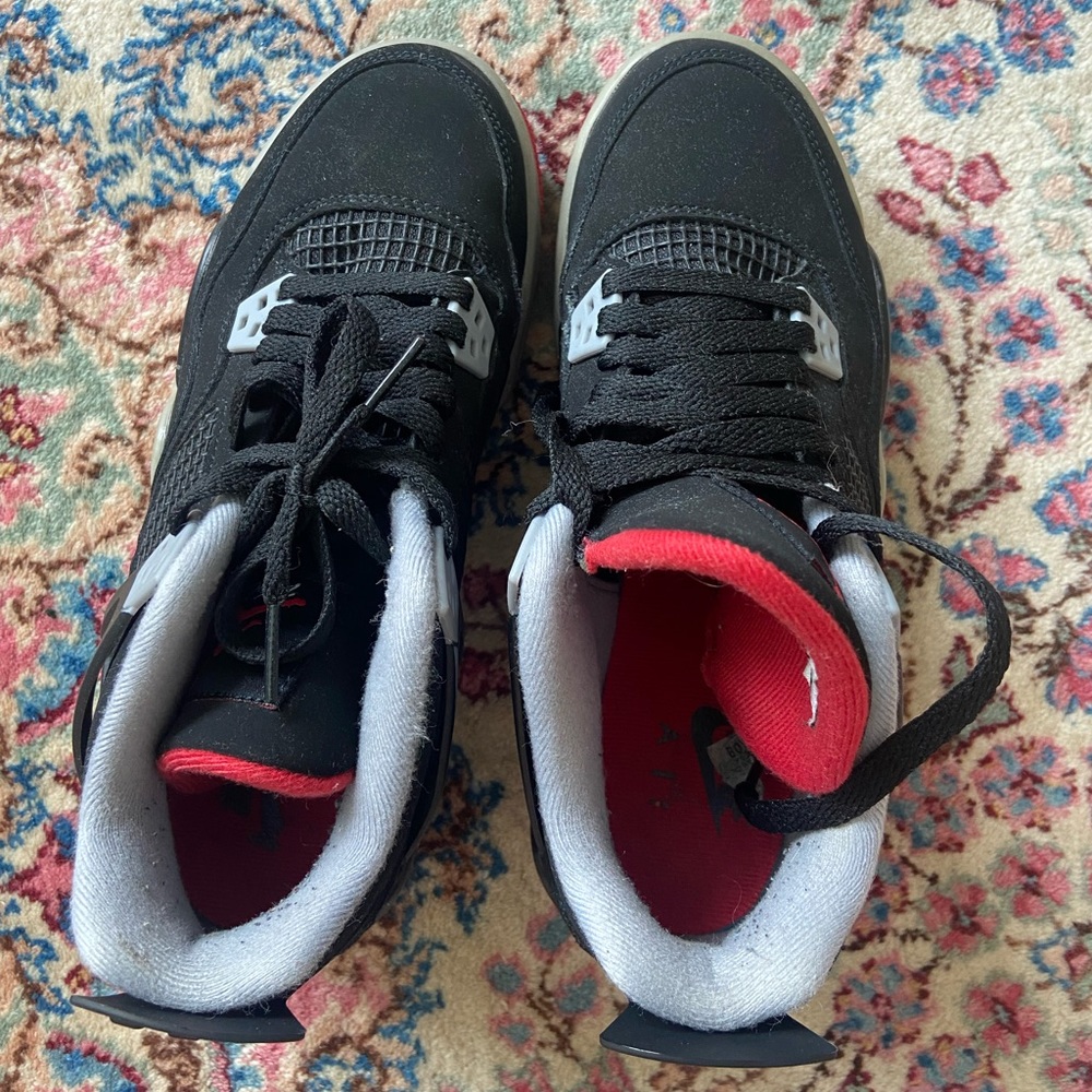 Nike Black Air Jordan 4 Retro Boys Size 6